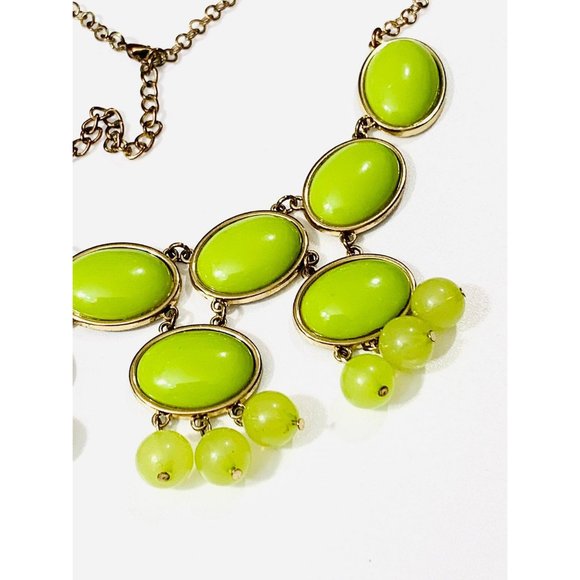Lime Green Oval Statement Necklace - Picture 3 of 4